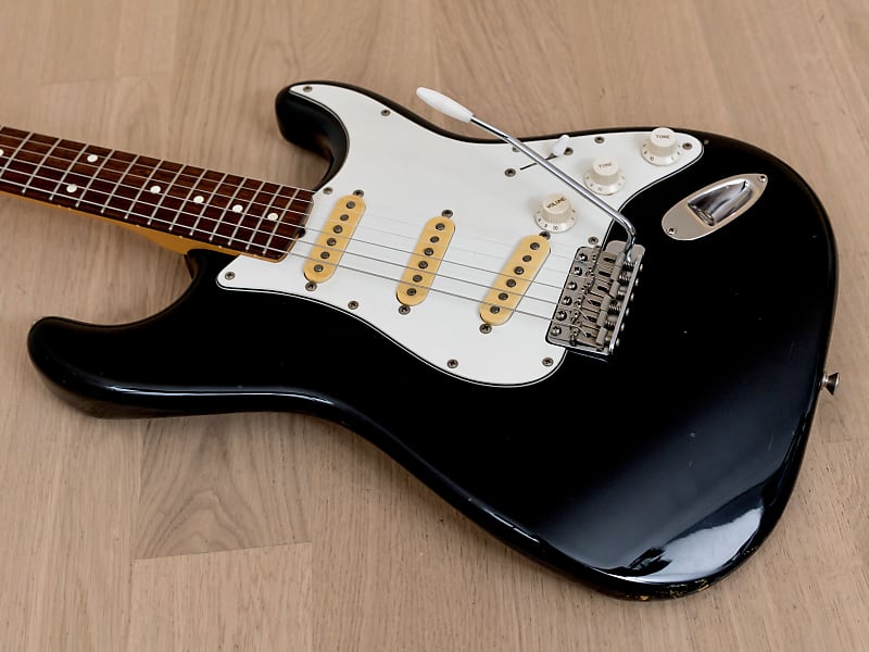 Squier SST45 ストラトキャスター 1982年製 Squier by Fender SST-45 BLK フジゲン期JVシリアル 1982年製