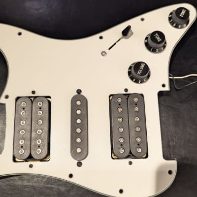 1970年代製リアルビンテージFender Strat Pickup 1970年代Fender Stratocaster続々入荷!!
