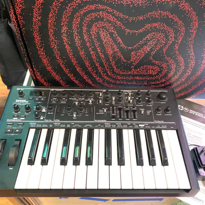 Novation AFX Station 25-Key Monophonic Synthesizer 2020 - Present - Black