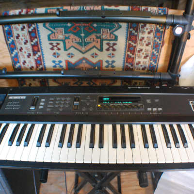 Ensoniq EPS 16 Plus Digital Sampling Workstation + ME-16 Plus + Disks