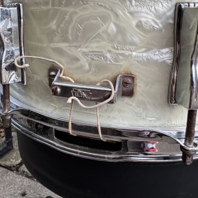 Ludwig WFL Buddy Rich Model Super Classic Snare Drum - White Marine Pearl Transition Badge Dec. 4 image 11