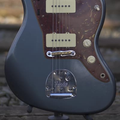 Fender Custom Shop '66 Jazzmaster Journeyman Relic - Charcoal frost Metallic Over Chocolate 3-Tone Sunburst for sale