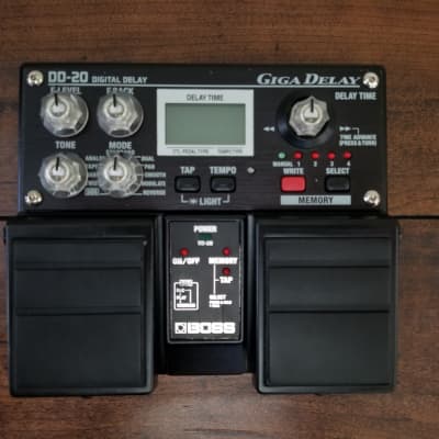 Boss Customized DD-20 Digital Delay Giga Delay Black | Reverb Boss Customized DD-20 Digital Delay Giga Delay Black | Reverb