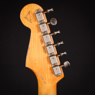 Fender Custom Shop 1962 Stratocaster Super Heavy Relic Dennis Galuszka Masterbuilt Brazilian Rosewood Purple Sparkle / 3 Color Sunburst 2024 (R135800) image 9