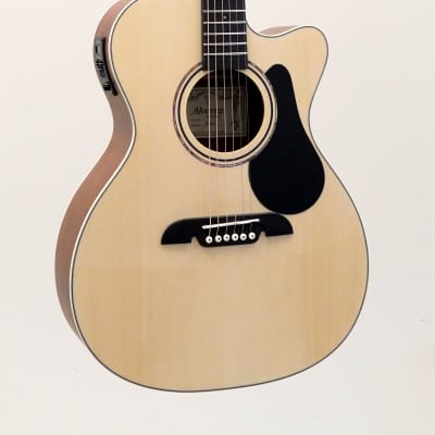 Alvarez RF26CE Regent 26 Series Folk Acoustic Electric Guitar image 3