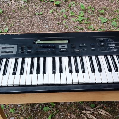 Korg DS-8 vintage FM synth