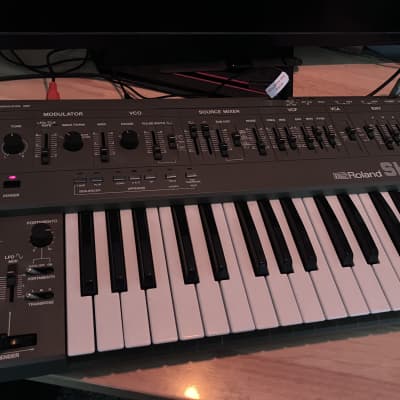 Roland SH-101 w/ Tubbutec MIDI Mod