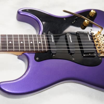 Fernandes Stratocaster / Strat FST-55 Metallic Purple Floyd Fernandes Stratocaster / Strat FST-55 Metallic Purple Floyd
