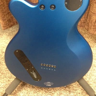 Yamaha  AES 820 D6 Drop 6 Baritone Electric Guitar Blue image 6