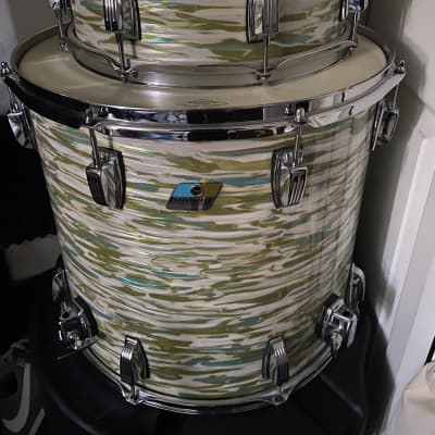 Ludwig Classic maple Blue/olive oyster 26” // 18” // 14” image 4