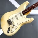 L-Series Fender '65 Stratocaster w/ OHSC & accessories