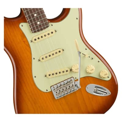Fender American Performer 6-String Right-Handed Stratocaster Electric Guitar with Rosewood Fingerboard and Satin Urethane Neck Finish (Honey Burst) image 3