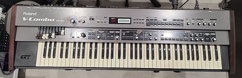 Roland VR-760 76-Key V-Combo Organ 2000s - Black | Reverb