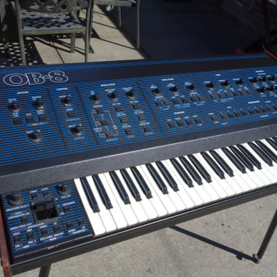 Oberheim OB-8 61-Key 8-Voice Polysynth (USA/1984)+orig factory patches
