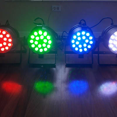 LED PAR 64 TRI-B - CHAUVET DJ