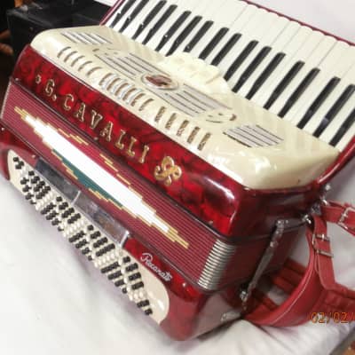 Vintage G. Cavalli 120 bass piano accordion 1970-1980 red and cream marble image 12