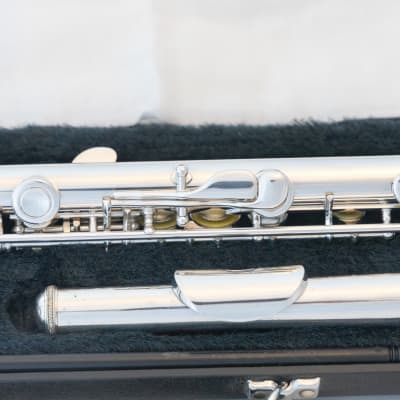 Yamaha YFL-200AD Advantage Student Flute *Cleaned & Serviced image 10