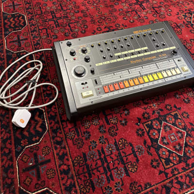 Roland TR-808 Rhythm Composer 1982 - Black with Kenton midi upgrade