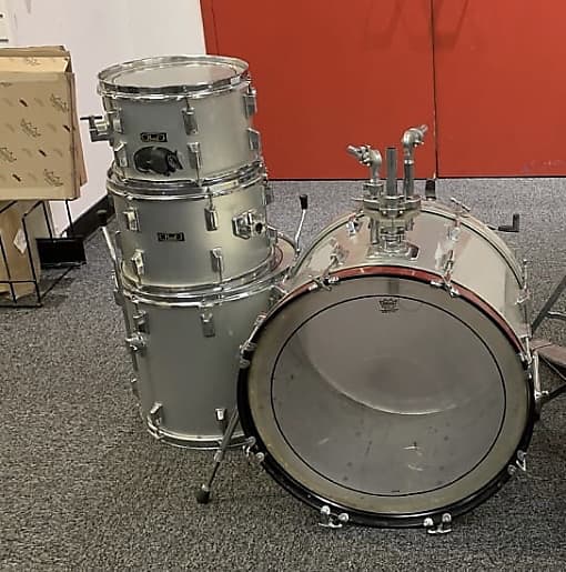 Pearl 1970s full kit w/accessories | Reverb