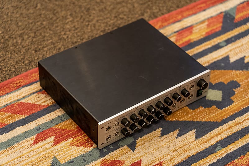 Phil Jones D-400 Digital Bass Amp Head