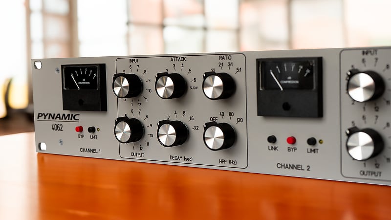 PYNAMIC 4062 PWM Stereo Compressor PYE Clone | Reverb Austria
