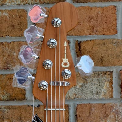 Charvel Pro-Mod San Dimas® Bass PJ V, Caramelized Maple Fingerboard, Metallic Black image 3