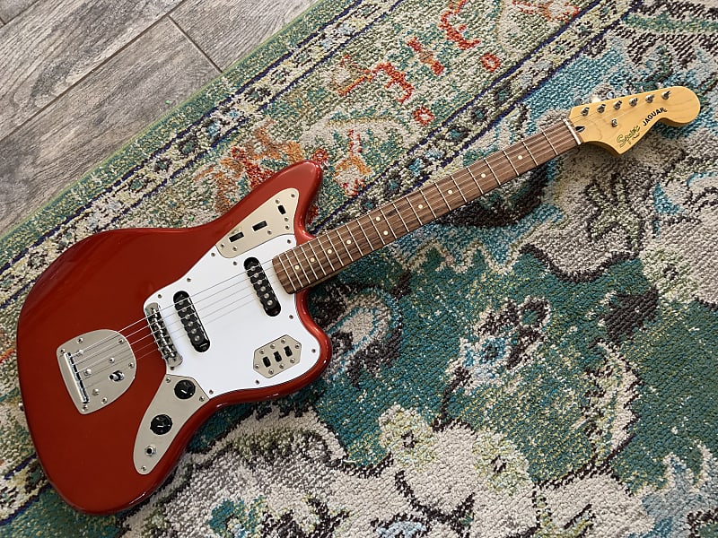 Squier Vintage Modified Jaguar with Upgraded pickups! 2018 - 2019