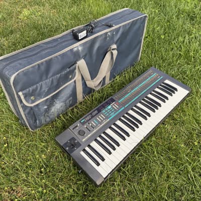 Korg Poly-800 1980s - Gray