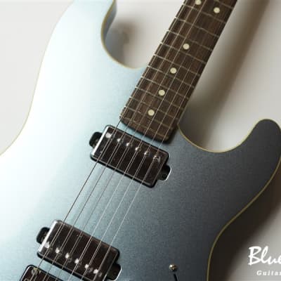 MIJ* Fender Made in Japan Modern Stratocaster HH Mystic Ice