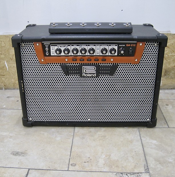 Roland ローランド ギターアンプ GA-212 200wモデル　廃盤品 Roland ローランド ギターアンプ GA-212 200wモデル 廃盤品