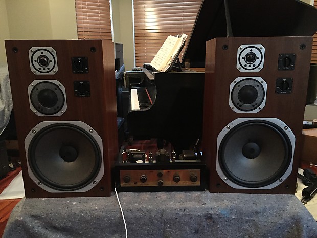 Yamaha NS-690 Three-way 'Bookshelf' loudspeakers - Mint Condition! Baby brother to the NS-1000 image 1