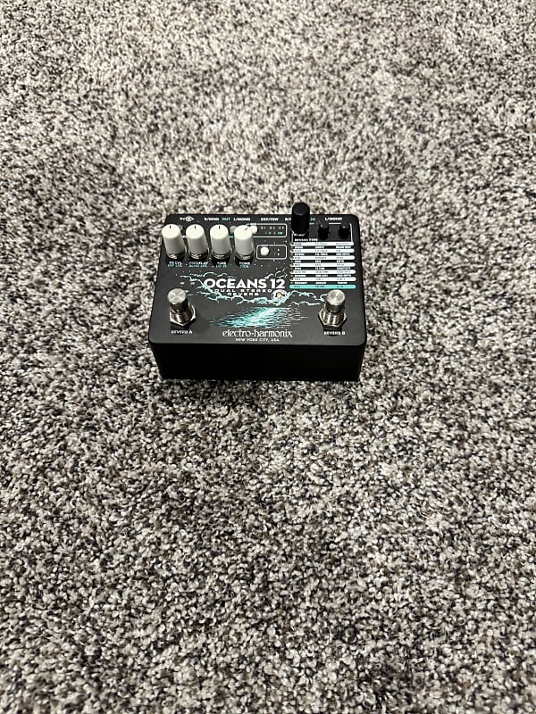 Electro-Harmonix Oceans 12