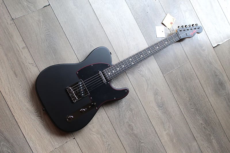 Fender Made in Japan Limited Hybrid II Telecaster, Noir