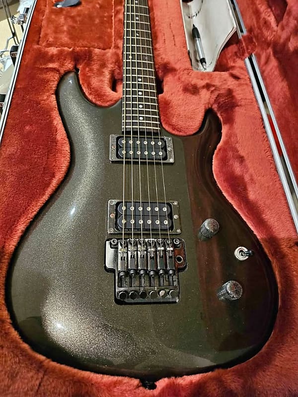 Ibanez JS1000 Black Pearl (2009) - Guitar Compare