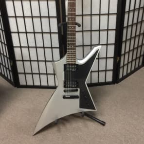 Cort VX-2X metallic silver electric guitar with EMG pick ups