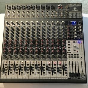 Behringer Xenyx 2442FX 24-Input 4/2-Bus Mixer with Multi
