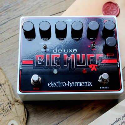 Electro-Harmonix "Deluxe Big Muff Pi Distortion / Sustainer" image 1