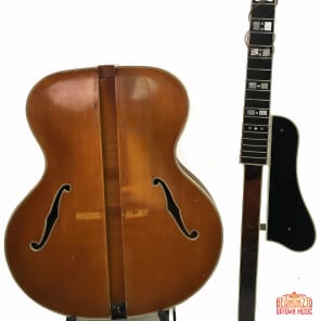 Carmelo Gugino Archtop 1940 image 10