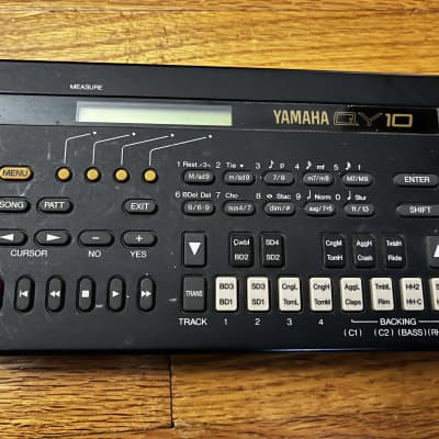 Yamaha QY70 | Reverb