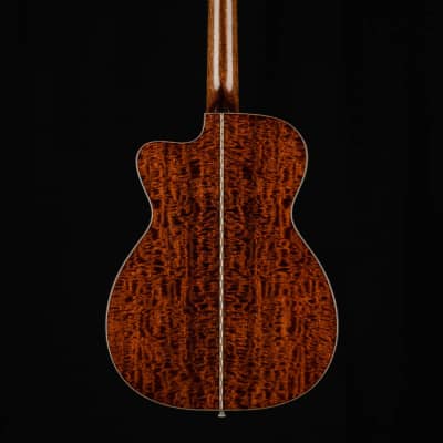 Bourgeois OMC Soloist Custom Aged Tone Adirondack Spruce and Figured Mahogany with Bevel NEW image 3