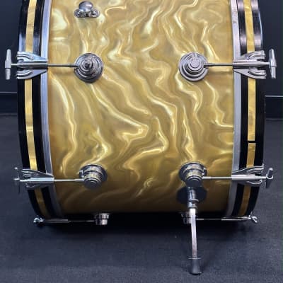 Camco 20/13/16" 1960's Oaklawn Era Drum Set - Gold Satin Flame image 7