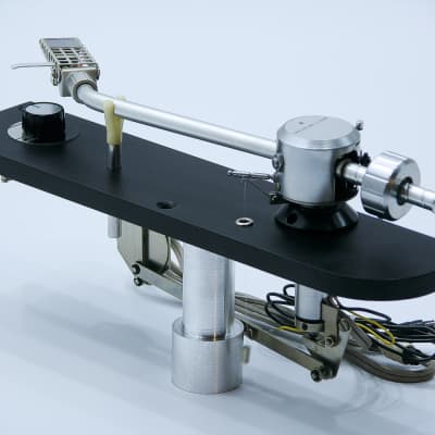 Thorens TP14 tonearm with TD124 board image 2