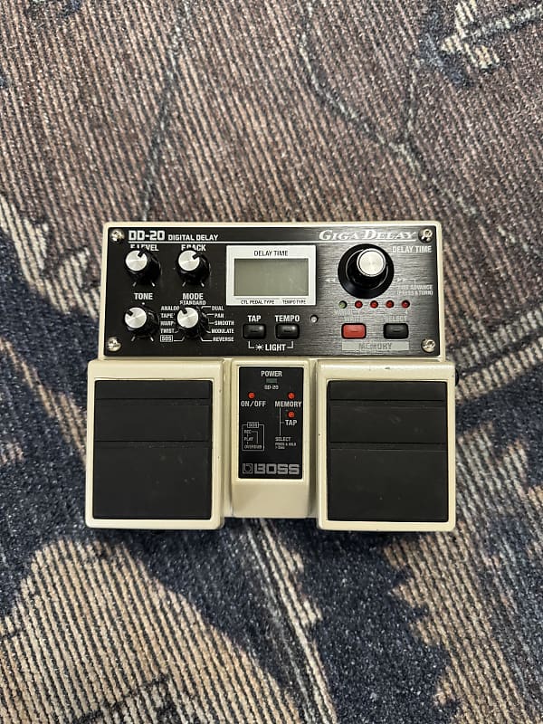 Boss DD-20 Giga Delay