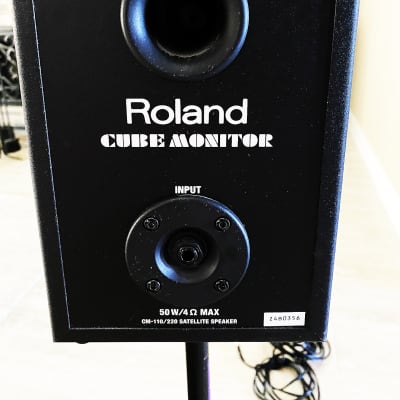 Roland V-Drum Cube Monitor Stereo 2.1 Amplifier CM-220 FRFR PA