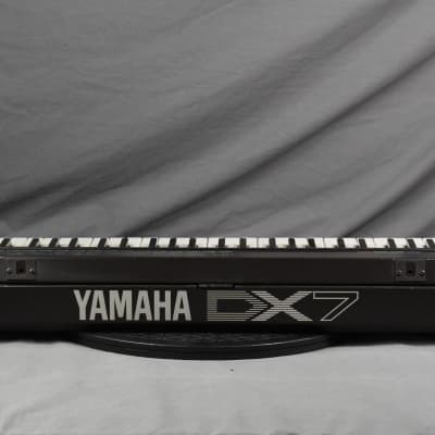 YAMAHA DX7 Digital Programmable Algorithm Synthesizer【Very Good】 image 12
