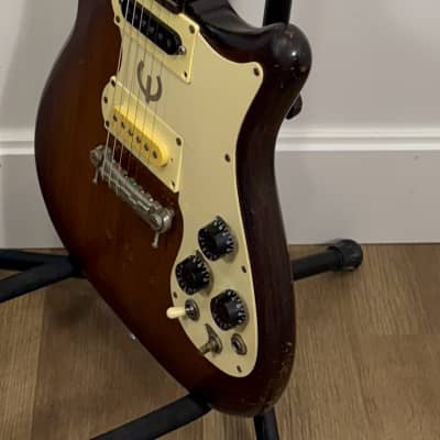 Epiphone Olympic Double Batwing Headstock with Maestro 1963- 1970 - Sunburst image 9