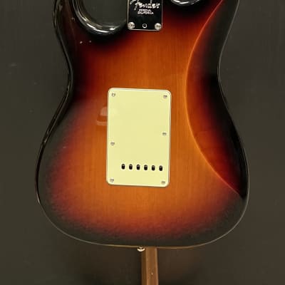 Fender AM Standard HSS Shawbucker Stratocaster 2015 - 3 Tone Sunburst image 3