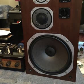 Yamaha NS-690 Three-way 'Bookshelf' loudspeakers - Mint Condition! Baby brother to the NS-1000 image 12