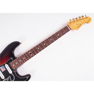 Fender Stevie Ray Vaughan Stratocaster, 3-Colour Sunburst image 9