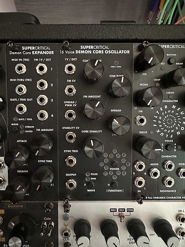 Supercritical Synthesizers Demon Core Oscillator